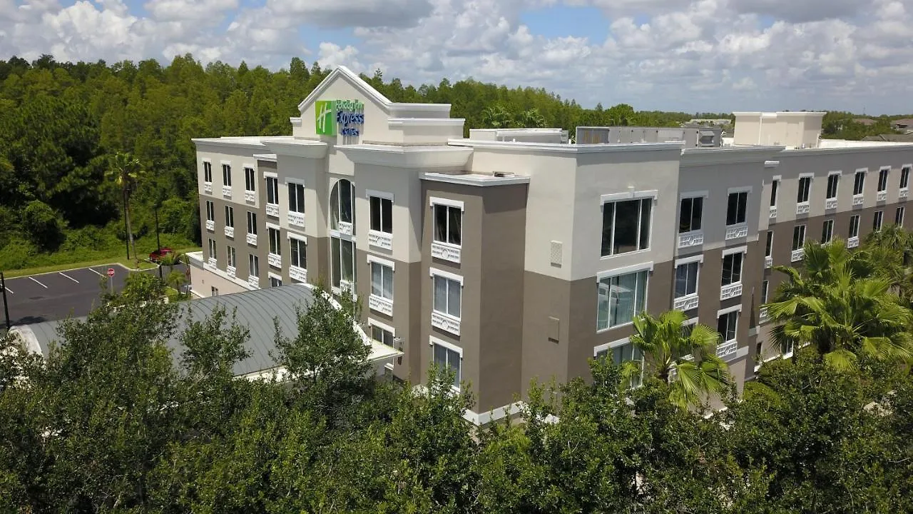 Holiday Inn Express And Suites Tampa I-75 At Bruce B. Downs By Ihg Hotel