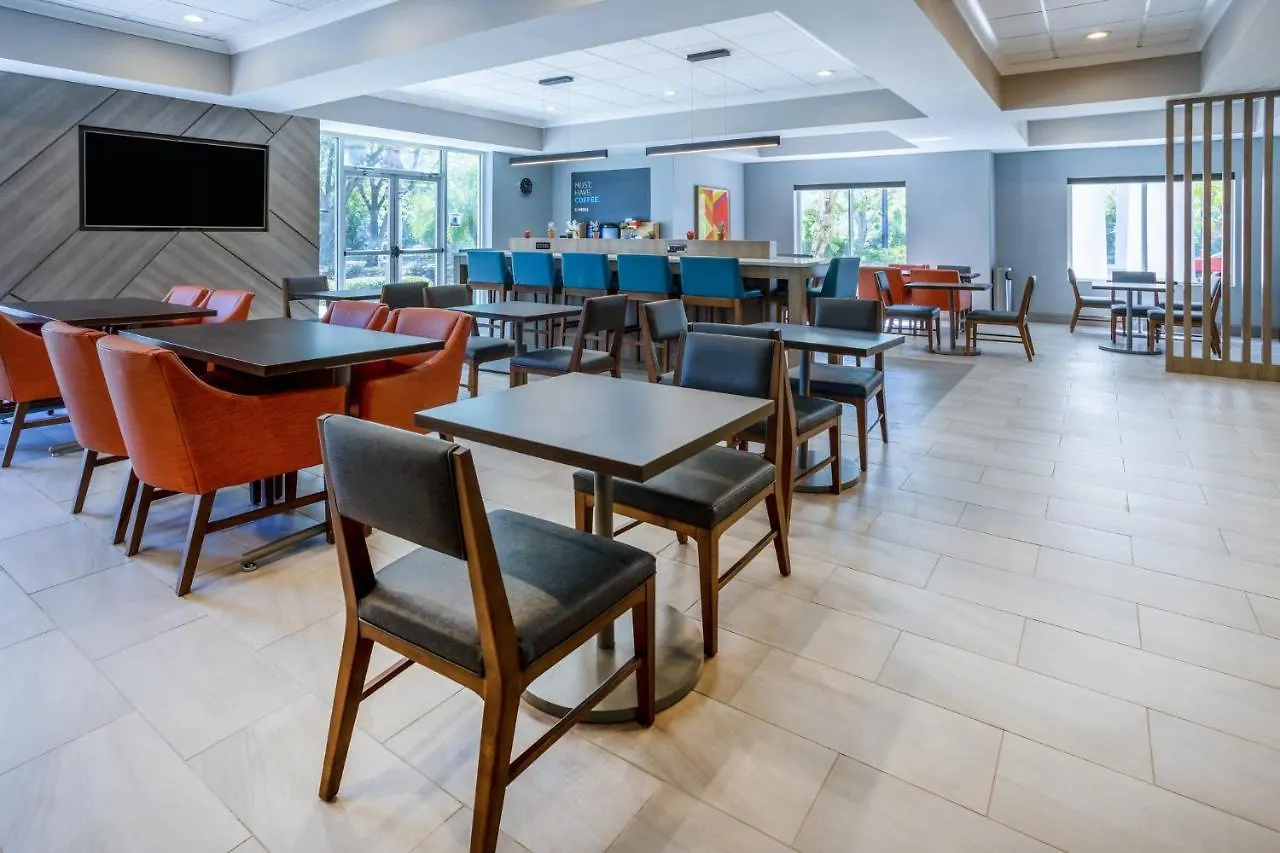 Holiday Inn Express And Suites Tampa I-75 At Bruce B. Downs By Ihg United States
