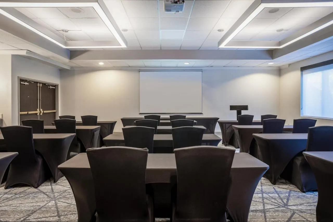 Holiday Inn Express And Suites Tampa I-75 At Bruce B. Downs By Ihg 3*,  United States