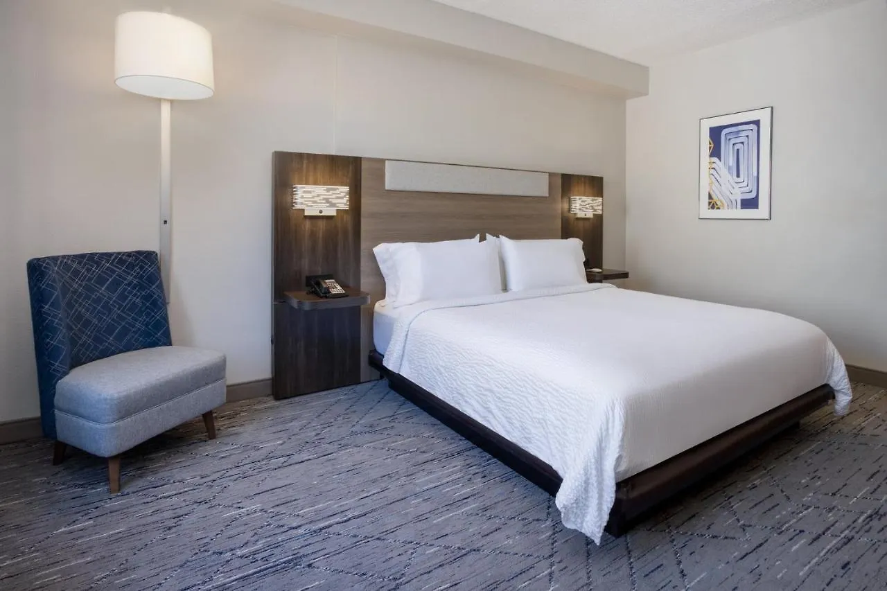 Holiday Inn Express And Suites Tampa I-75 At Bruce B. Downs By Ihg Hotel